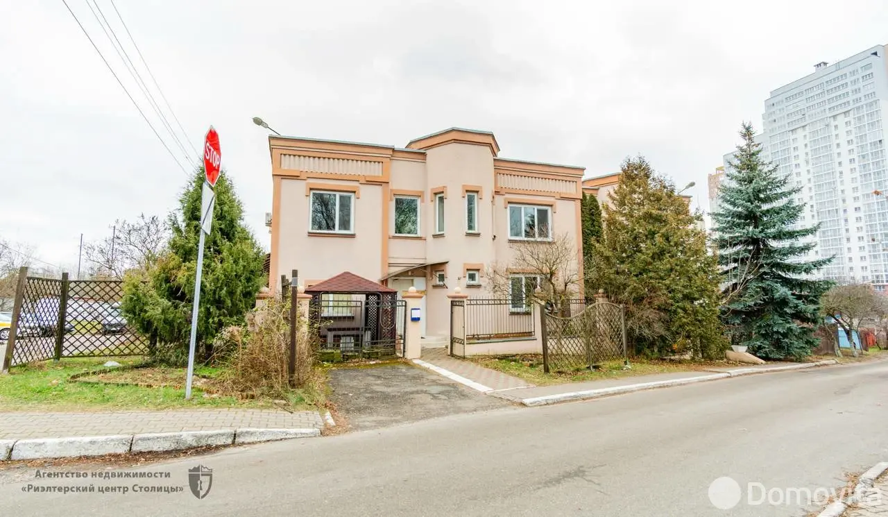 коттедж, Минск, пер. Достоевского, д. 27 на ст. метро Академия наук