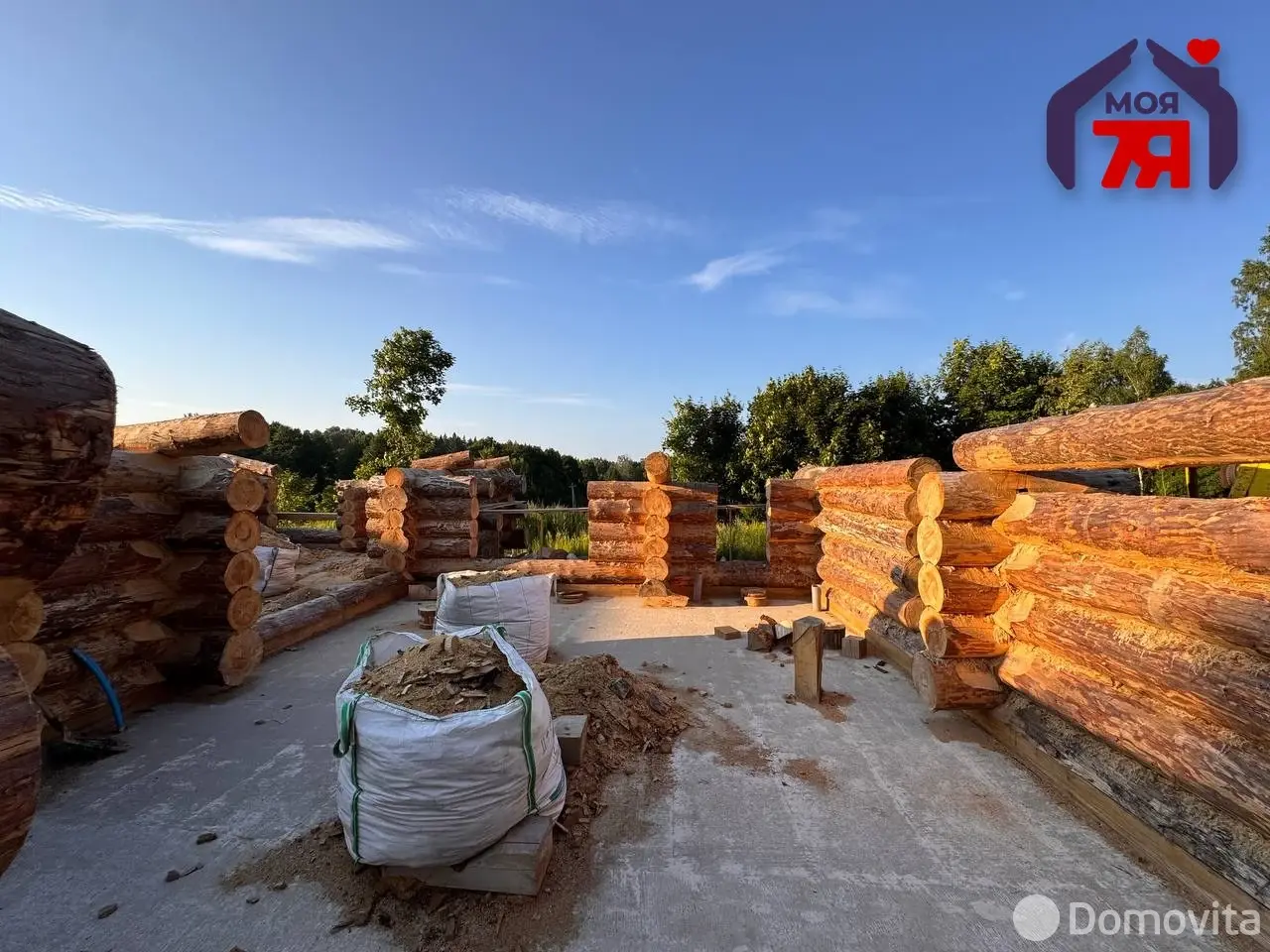Стоимость продажи коттеджа, Юхновка, ул. Школьная