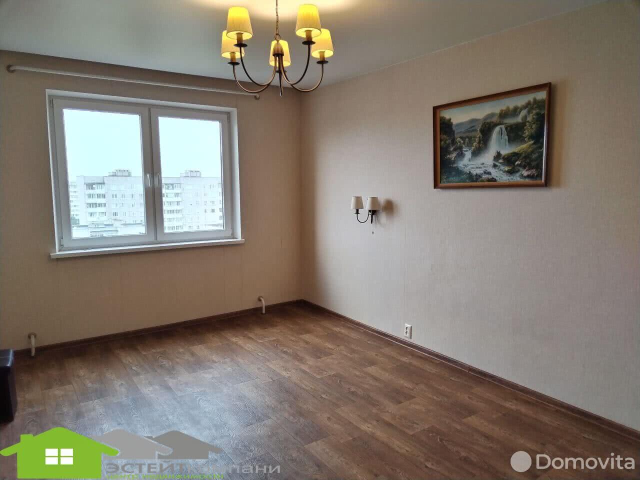 Купить 3-комнатную квартиру в Лиде, ул. Рыбиновского, д. 70, 42500 USD, код: 1035082 - фото 1