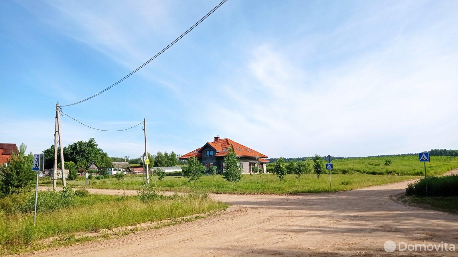 дом, Заславль, ул. Комсомольская - лучшее предложение