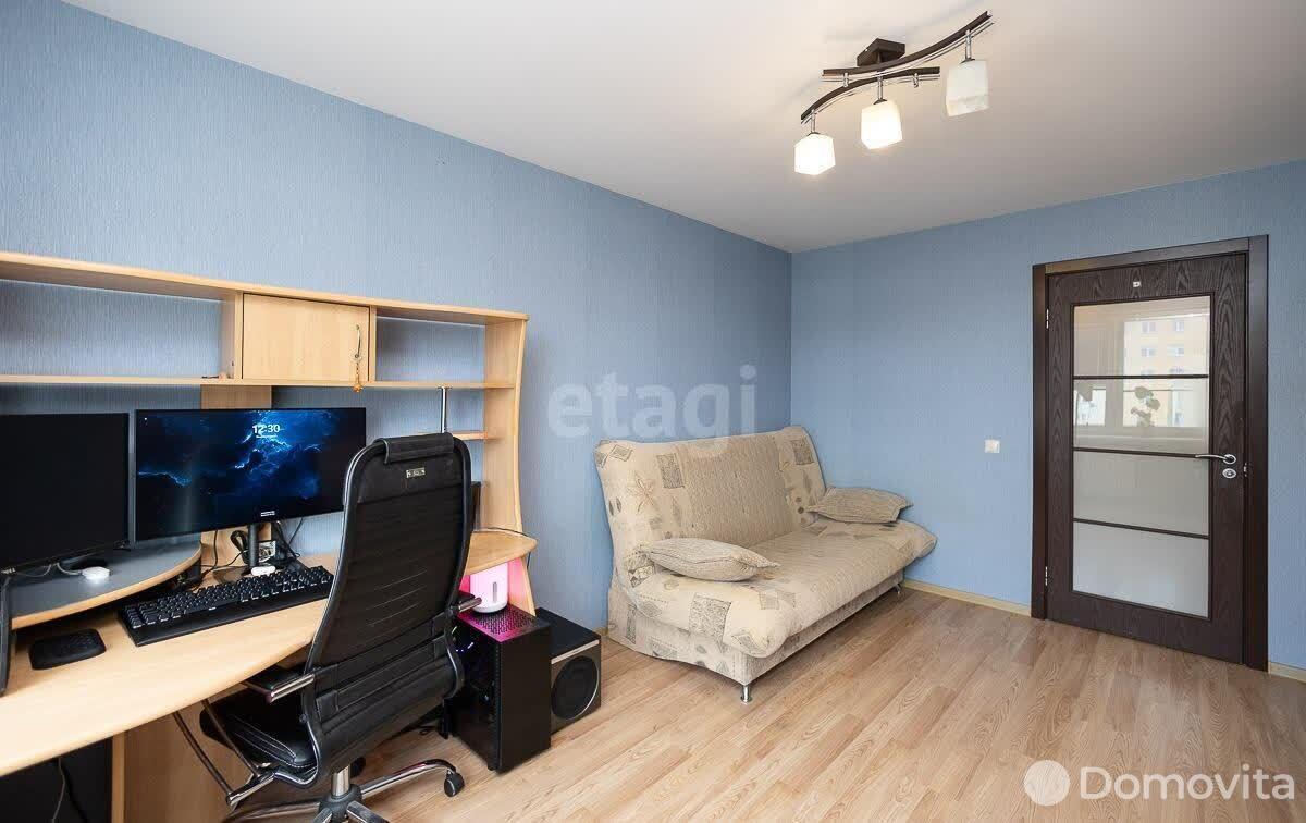 Купить 3-комнатную квартиру в Минске, ул. Полевая, д. 10, 129000 USD, код: 1021011 - фото 3