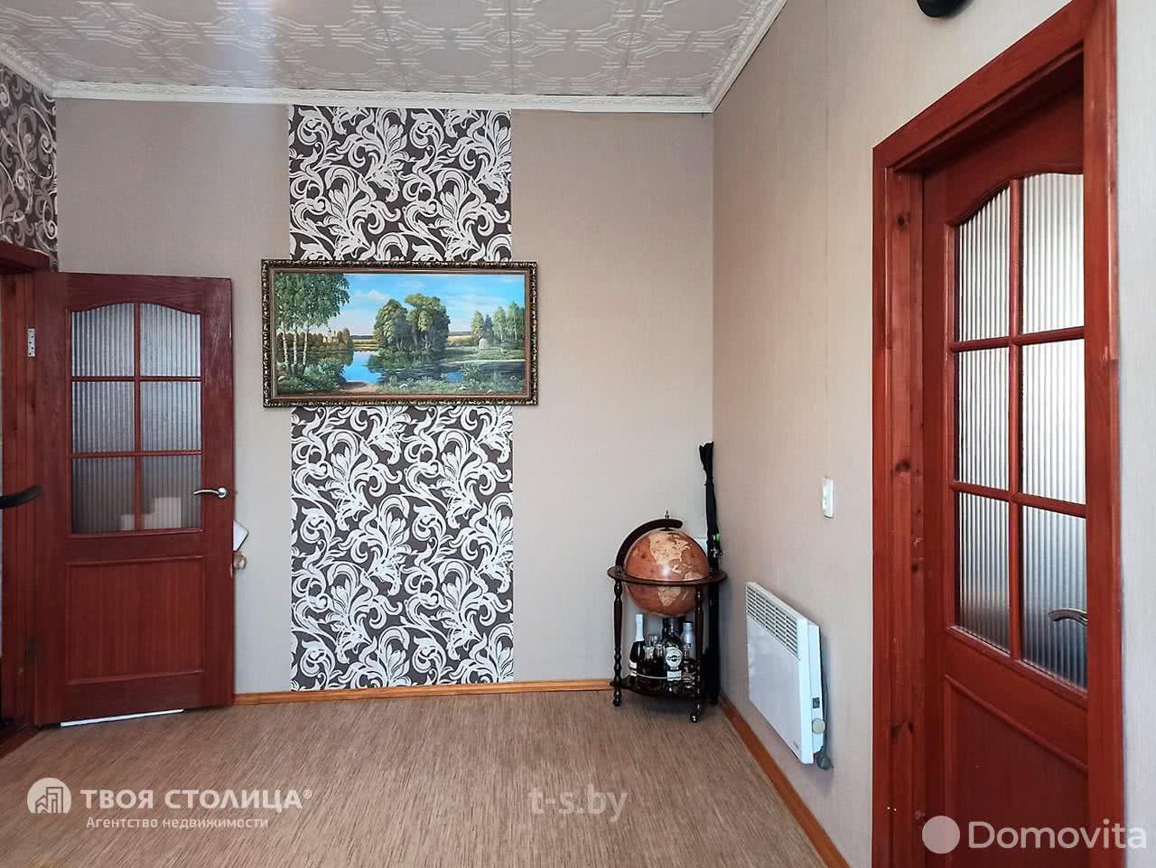 Купить 3-комнатную квартиру в Минске, ул. Строителей, д. 5, 62000 USD, код: 1009132 - фото 1