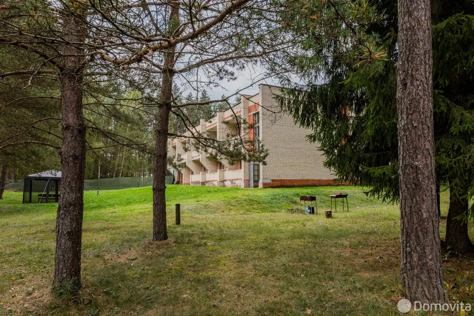 Стоимость продажи объекта сферы услуг, Раков, ул. Боровая