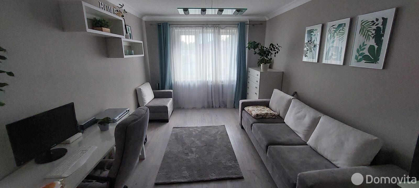 Купить 2-комнатную квартиру в Борисове, ул. Днепровская, д. 21А, 45000 USD, код: 1066217 - фото 1