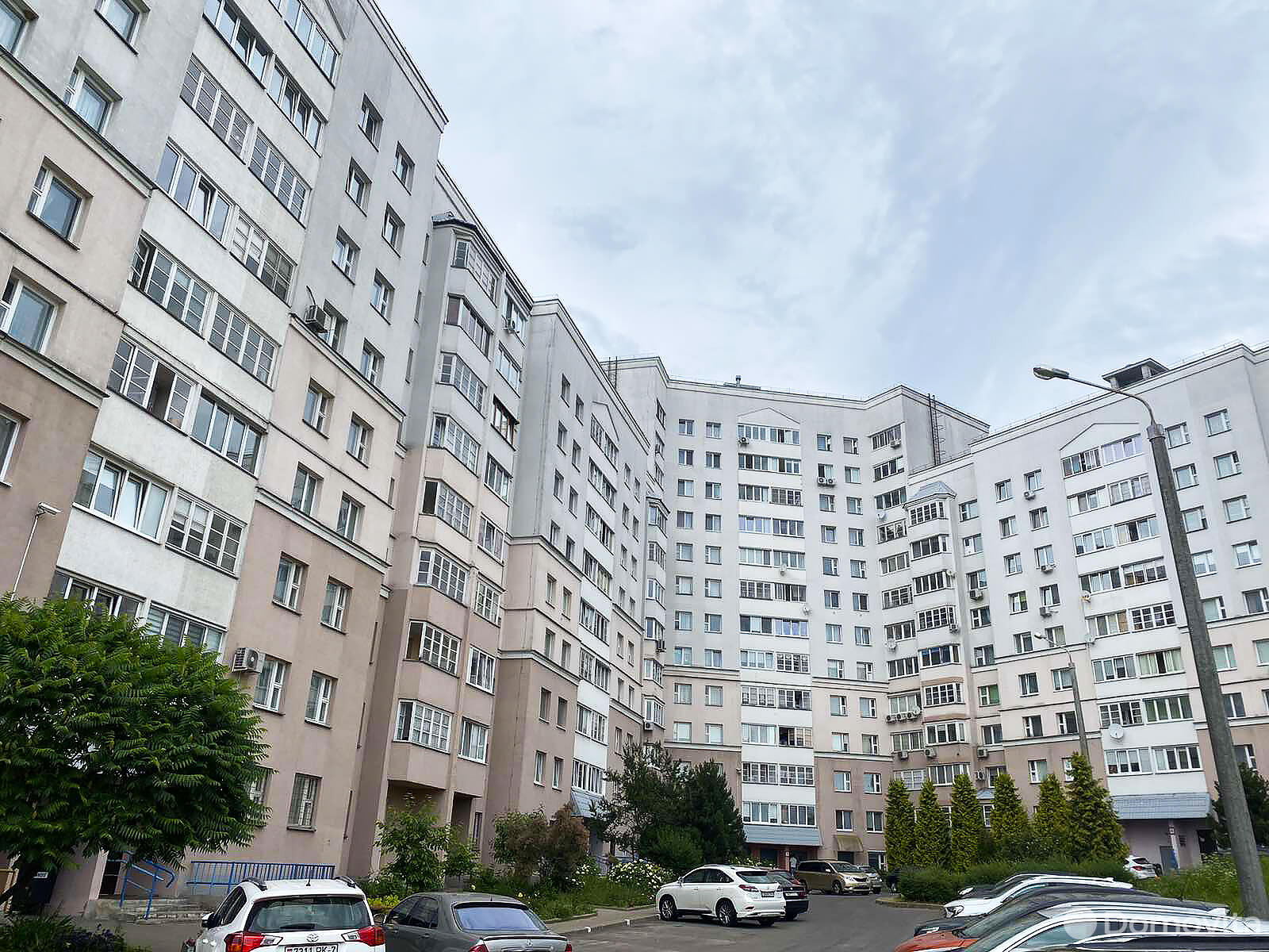 Продажа 2-комнатной квартиры в Минске, ул. Лобанка, д. 81, 98900 USD, код: 1020631 - фото 1
