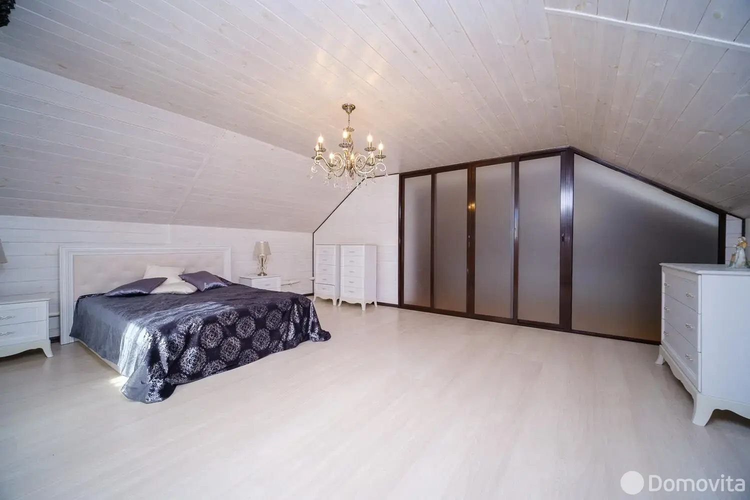 дом, Фаниполь, ул. Космонавтов, д. 23 