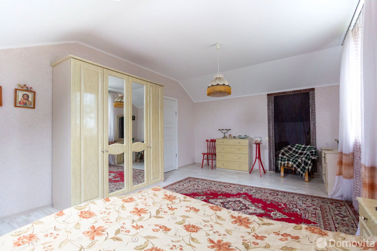 дом, Раков, ул. Весенняя, д. 10