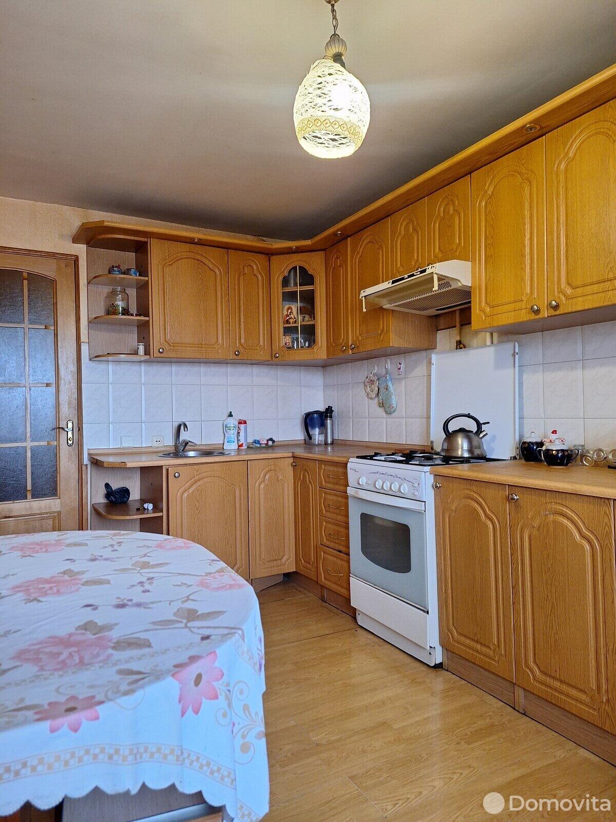 Продажа 3-комнатной квартиры в Гомеле, ул. Рощинская, д. 10, 62000 USD, код: 962127 - фото 2