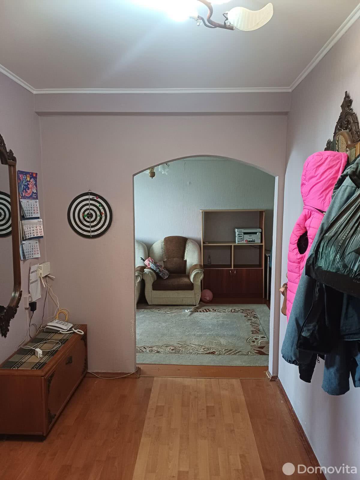 Снять 3-комнатную квартиру в Минске, ул. Асаналиева, д. 32, 325USD, код 138543 - фото 1