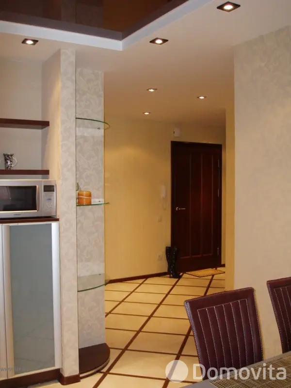 квартира, Минск, ул. Нововиленская, д. 13А в Центральном районе