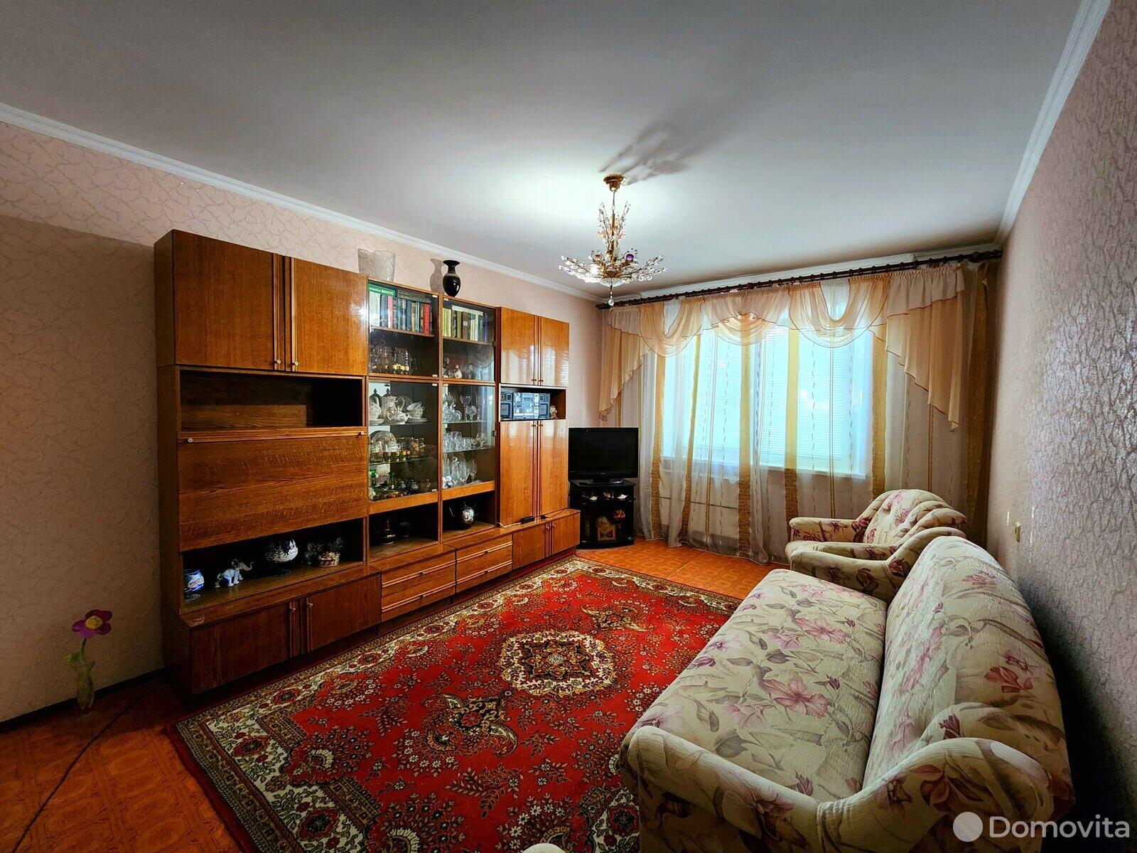 Купить 4-комнатную квартиру в Борисове, ул. Гагарина, д. 70, 55910 USD, код: 934198 - фото 1