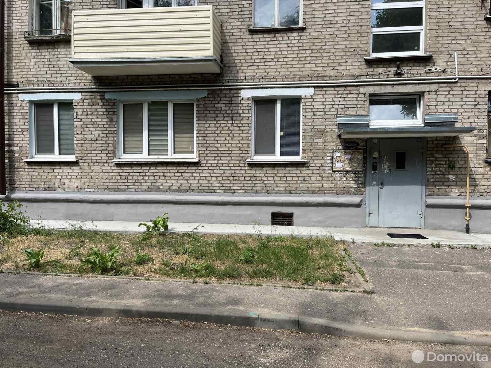 Купить 3-комнатную квартиру в Борисове, пр-т Революции, д. 31, 40000 USD, код: 907728 - фото 1