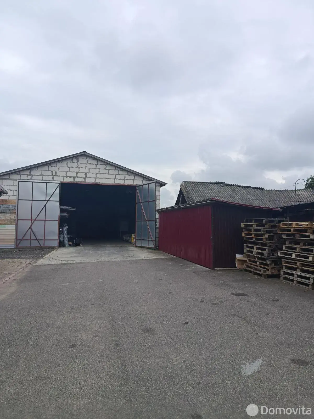 торговый объект, Ивье, ул. 8 Марта, д. 10 