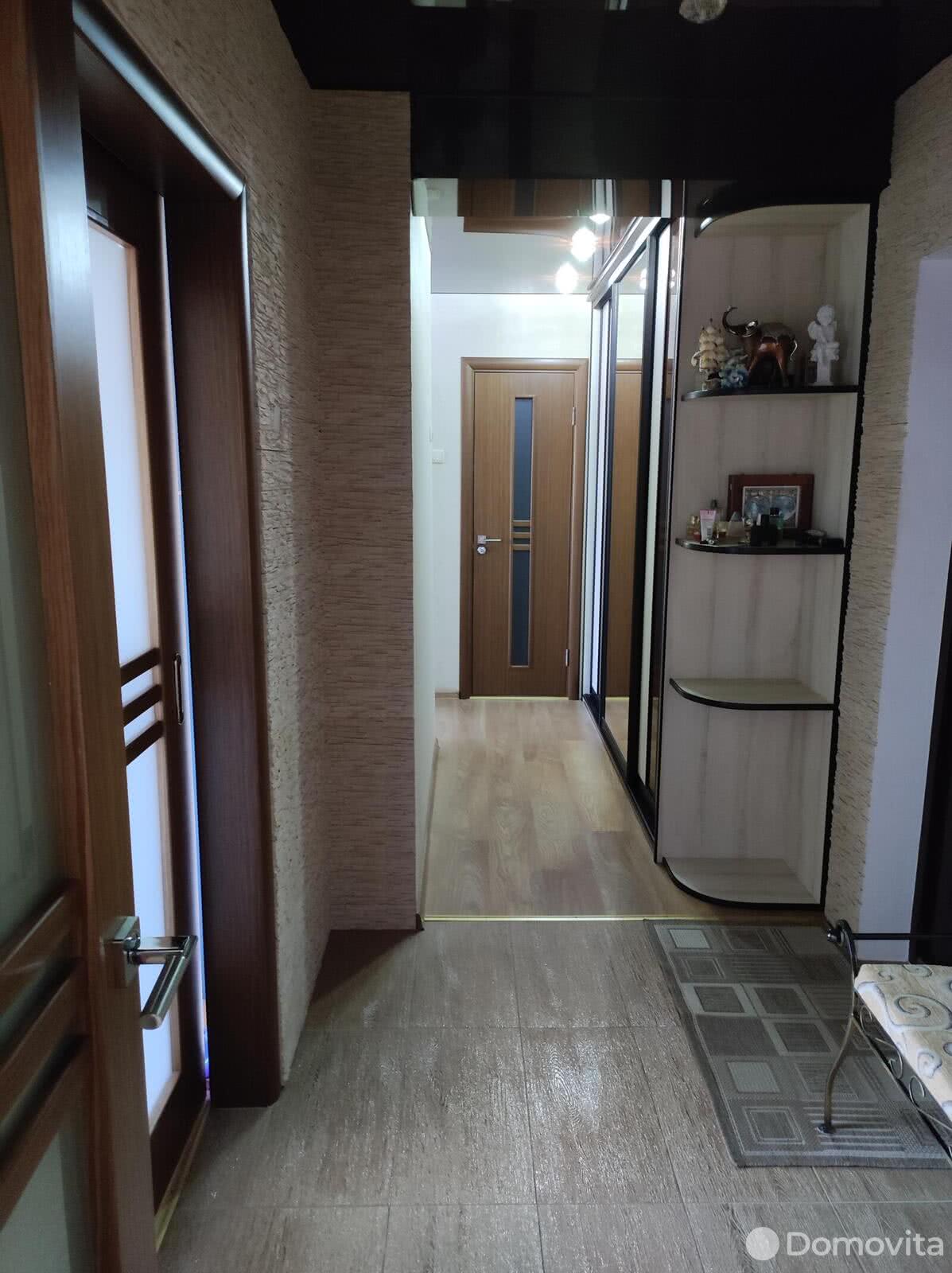 Продажа 3-комнатной квартиры в Ошмянах, ул. Восточная, д. 25, 50000 USD, код: 1000390 - фото 1