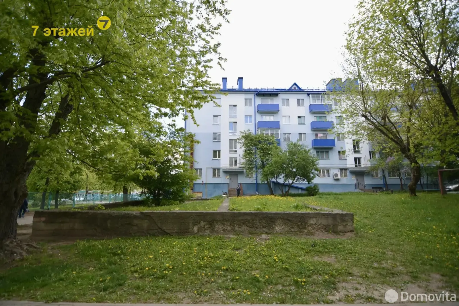 торговый объект, Молодечно, ул. Космонавтов, д. 1Б 