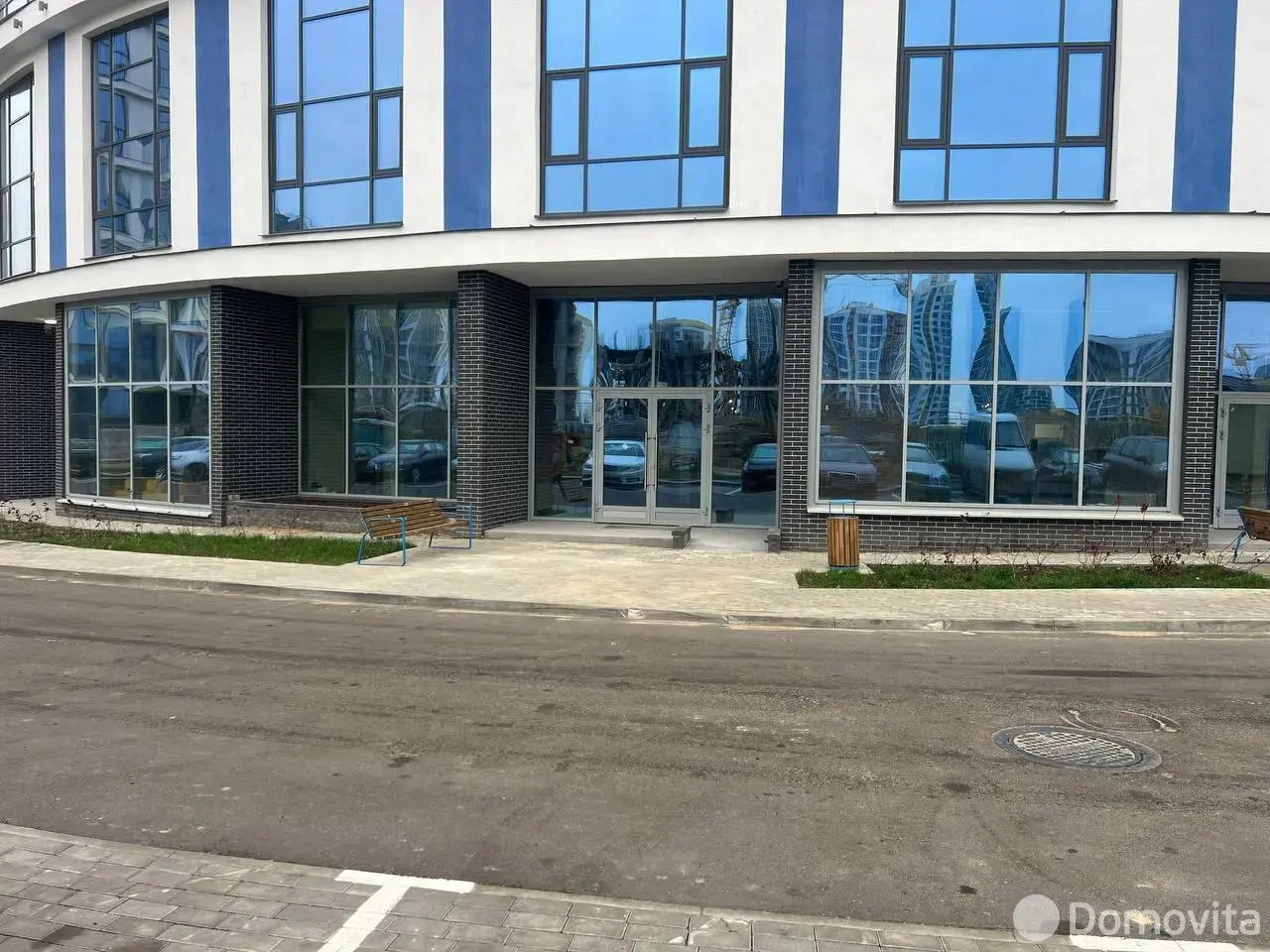 торговый объект, Минск, ул. Игоря Лученка, д. 4