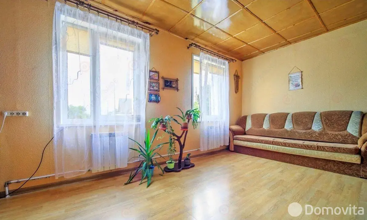 коттедж, Раков, ул. Заславская, стоимость продажи 224 984 р.