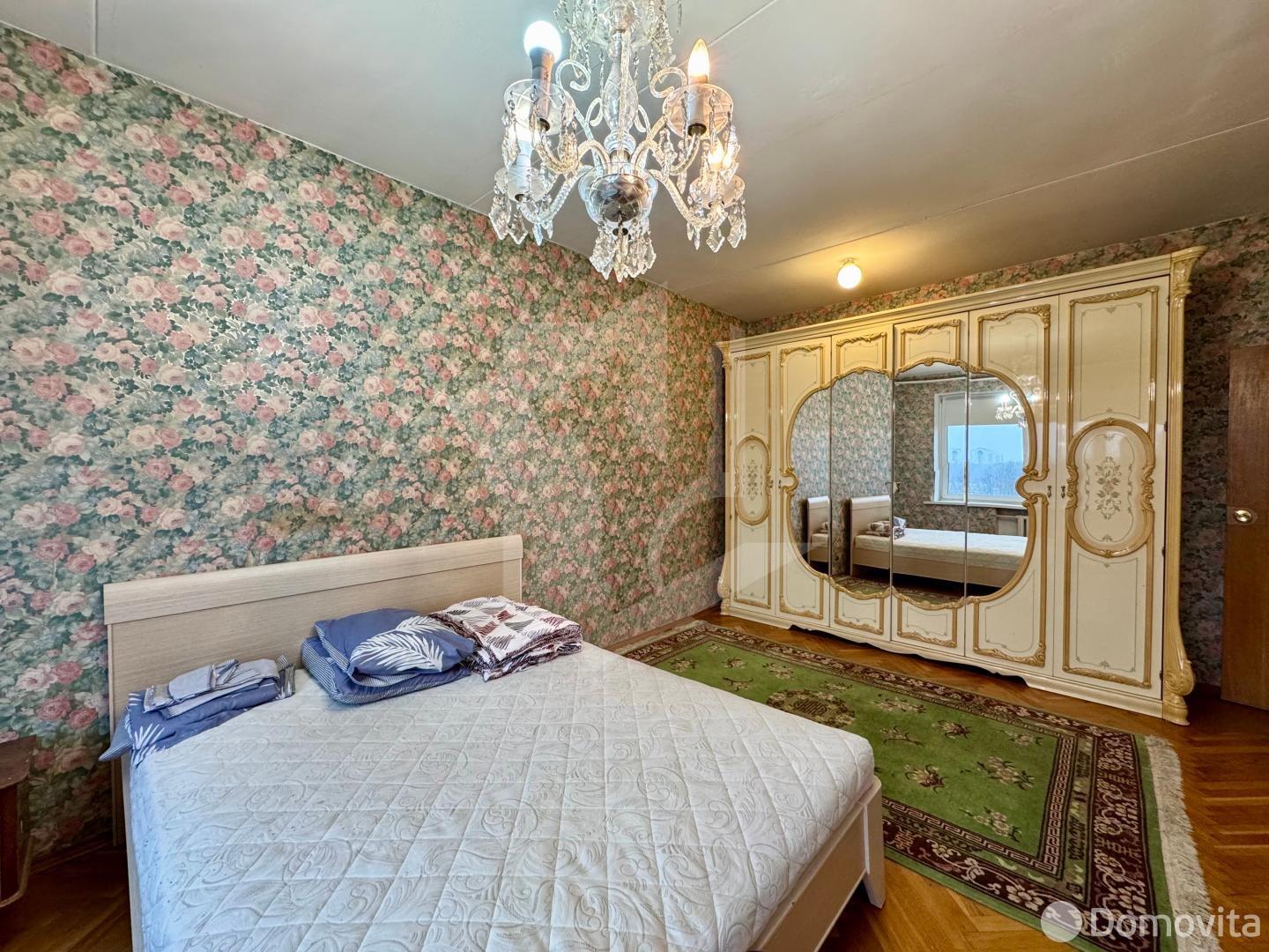 Снять 3-комнатную квартиру в Минске, ул. Червякова, д. 4, 550USD, код 143011 - фото 1