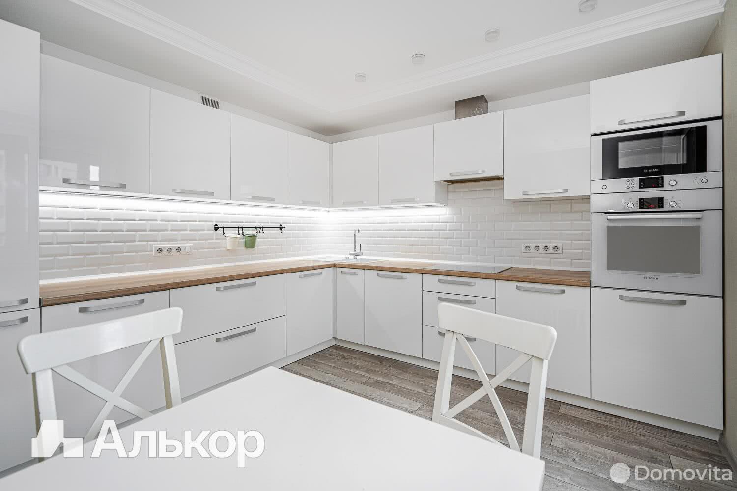 Продажа 2-комнатной квартиры в Минске, ул. Притыцкого, д. 77, 129900 USD, код: 998665 - фото 1