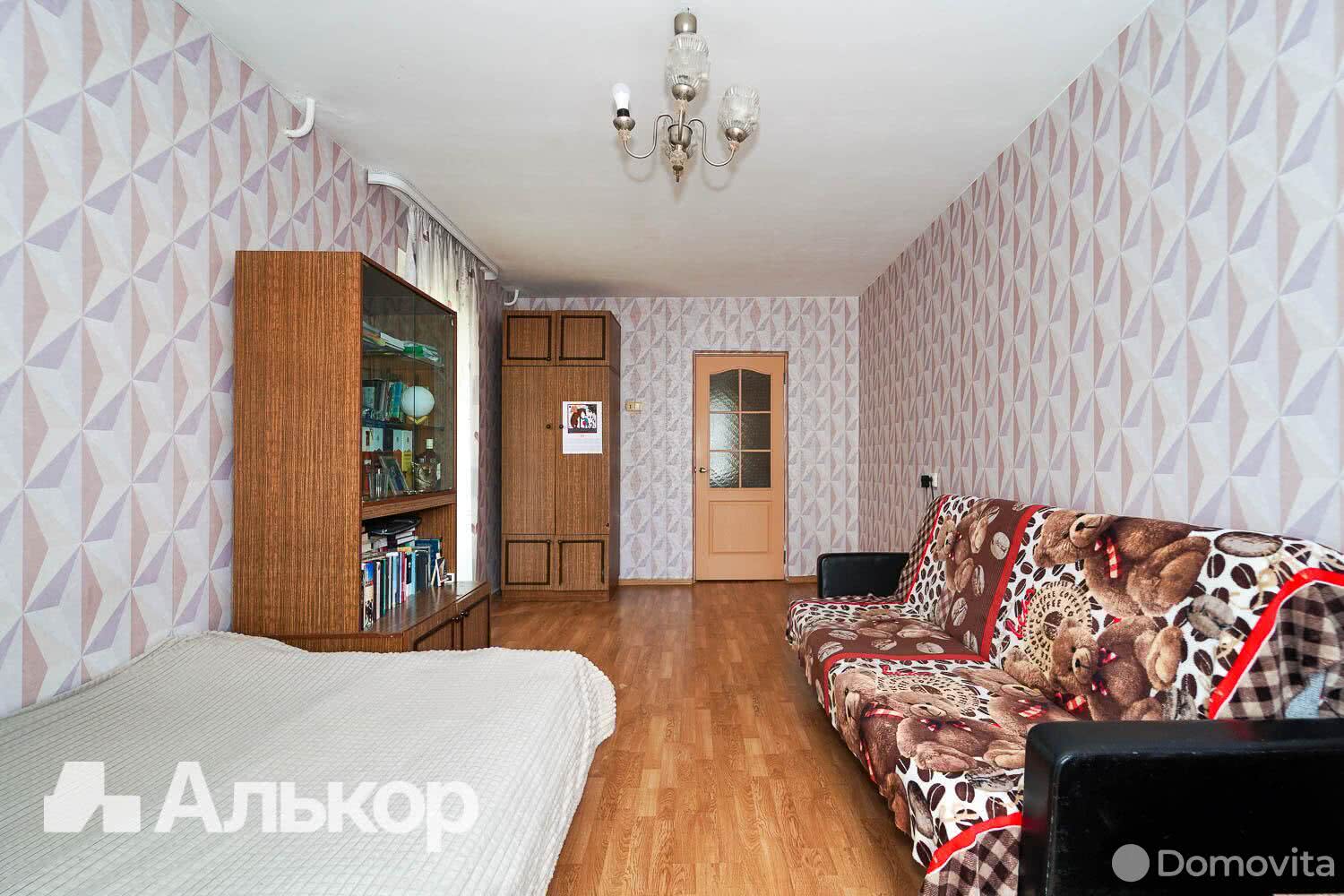 квартира, Минск, ул. Руссиянова, д. 24, стоимость продажи 183 902 р.