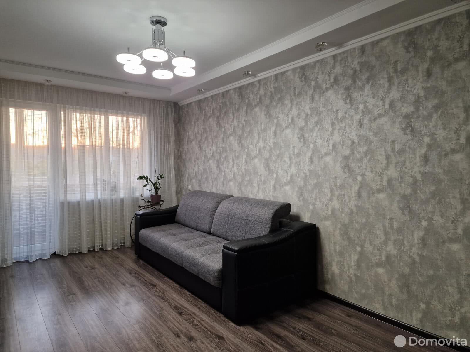 Купить 2-комнатную квартиру в Гомеле, ул. Петруся Бровки, д. 19, 46800 USD, код: 1007124 - фото 2