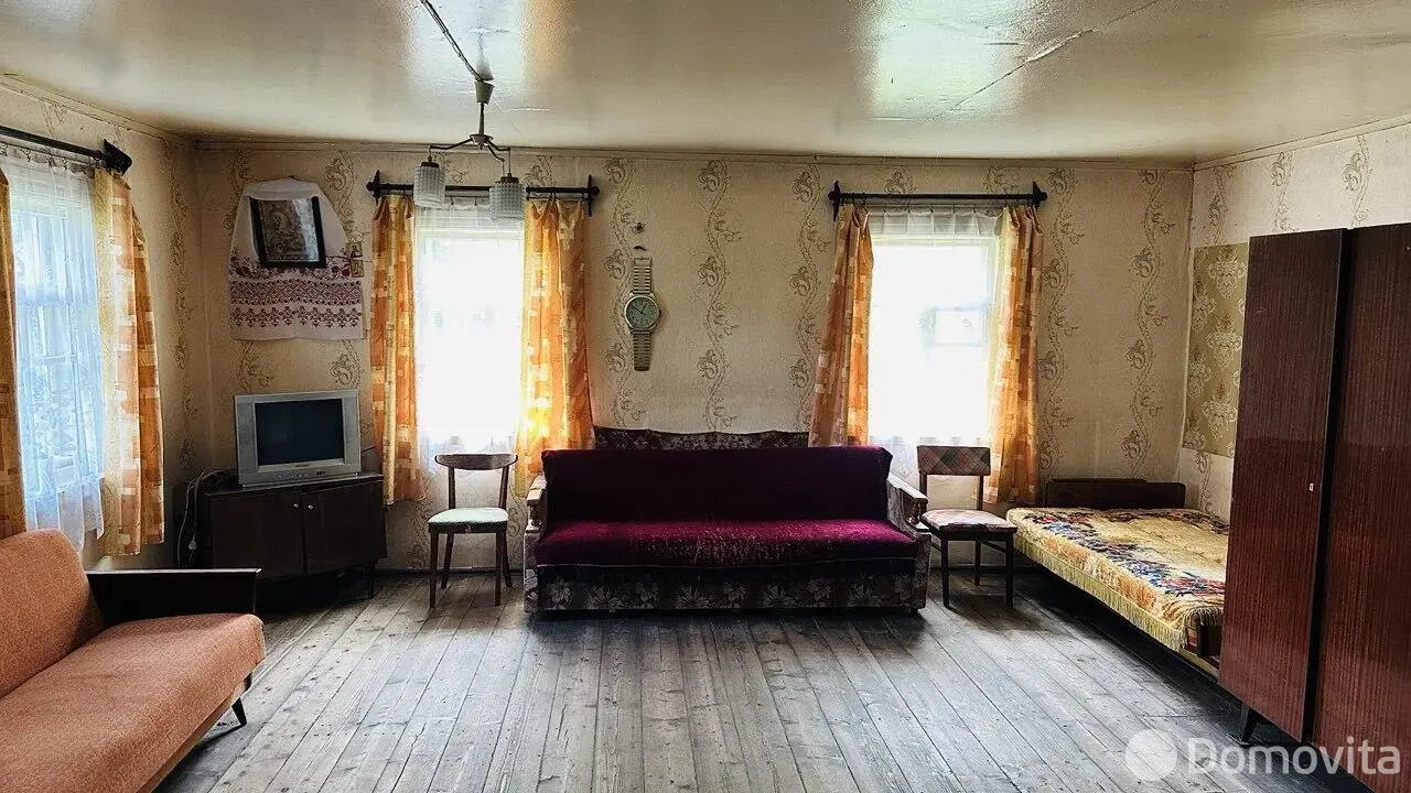 дом, Клепчаны, ул. Комсомольская 