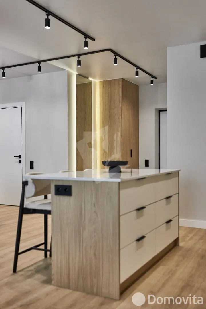 Цена аренды квартиры, Минск, ул. Максима Богдановича, д. 144