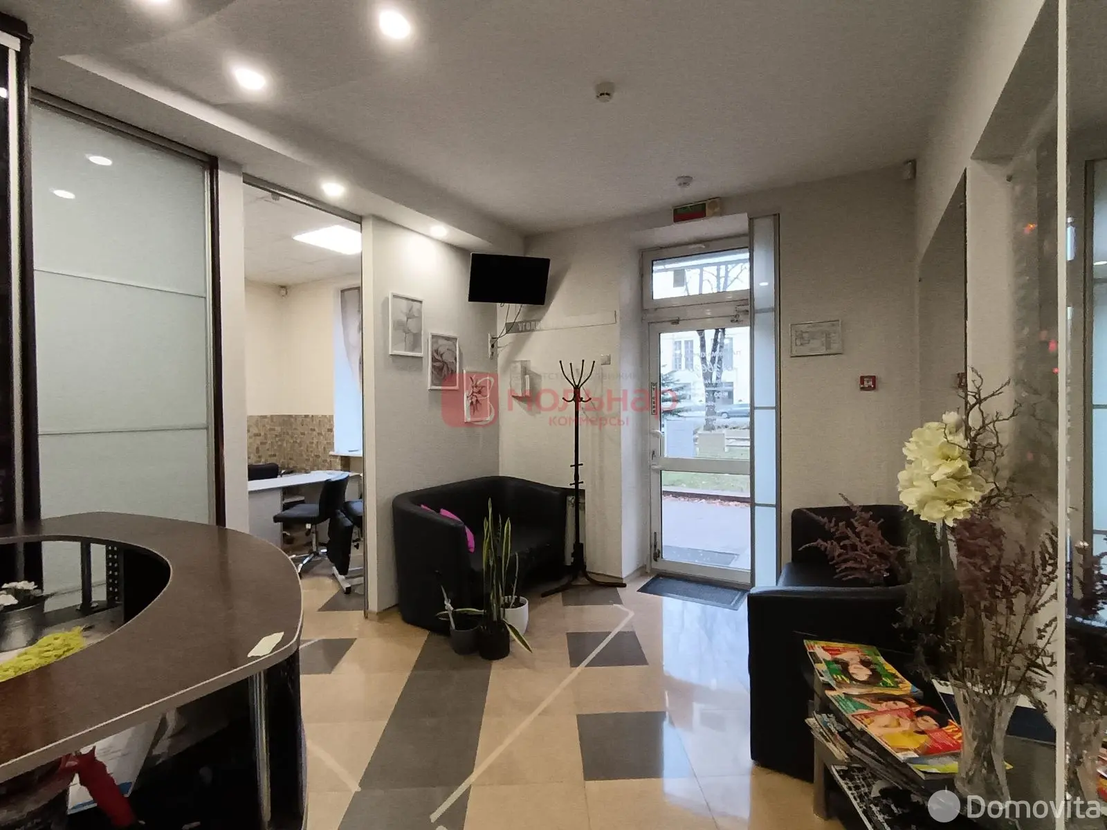 объект сферы услуг, Минск, ул. Якуба Коласа, д. 25/1 на ст. метро Академия наук