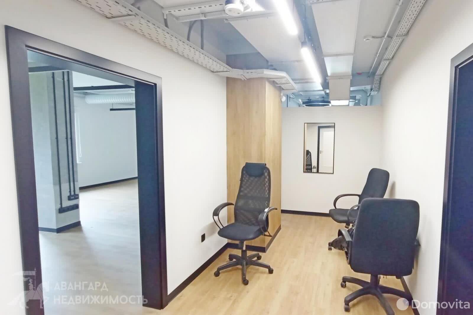 Аренда офиса на ул. Неманская, д. 24 в Минске, 3052USD, код 12170 - фото 11