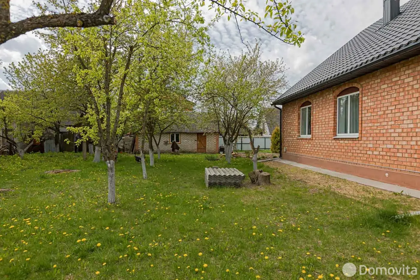 Цена продажи дома, Червень, ул. Каштановая, д. 1
