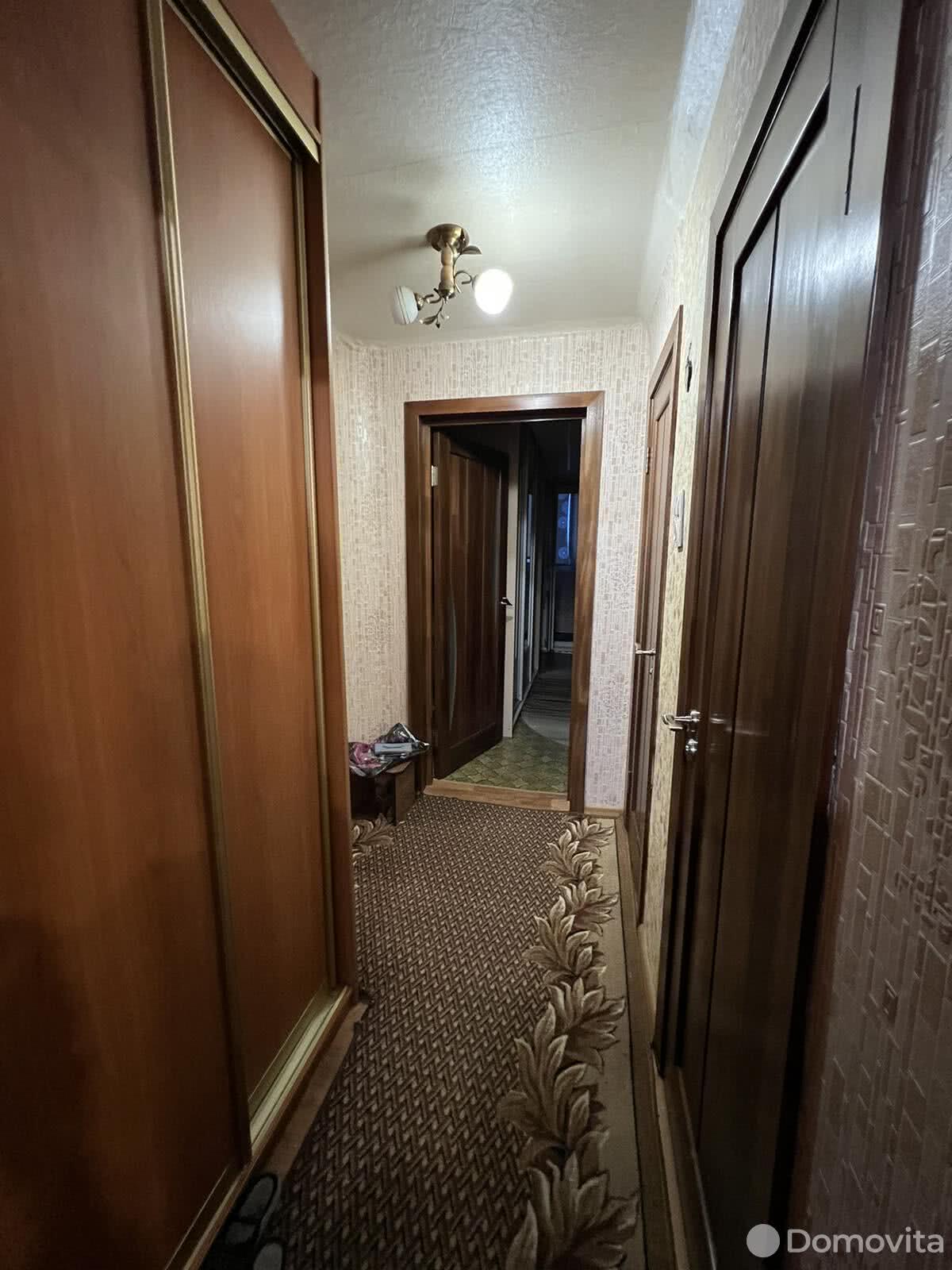 квартира, Фаниполь, ул. Комсомольская, д. 9, стоимость продажи 176 913 р.