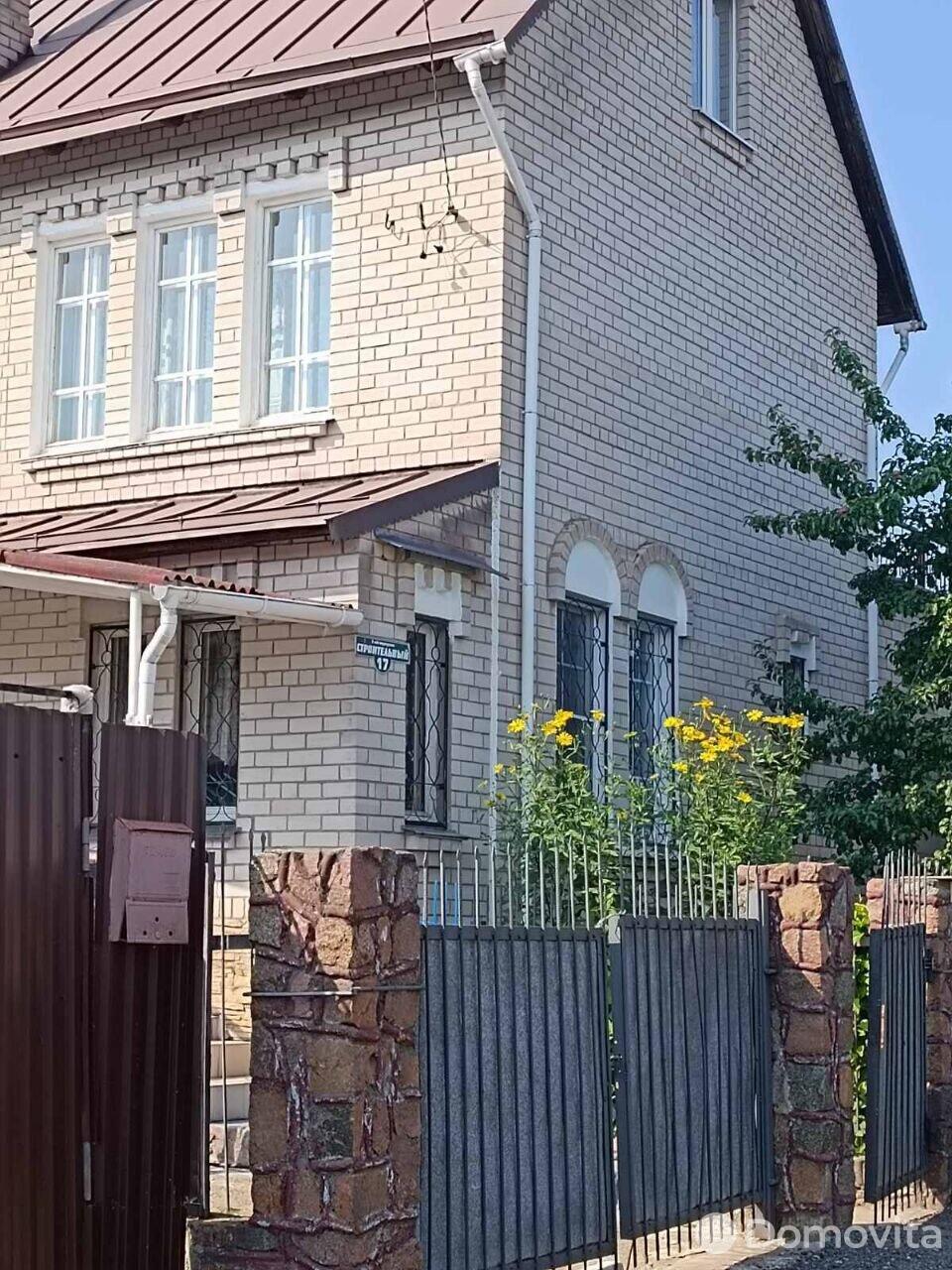 Продажа 3-этажного дома в Орше, Витебская область пер. Строительный 2-й, д. 17, 79800USD - фото 1