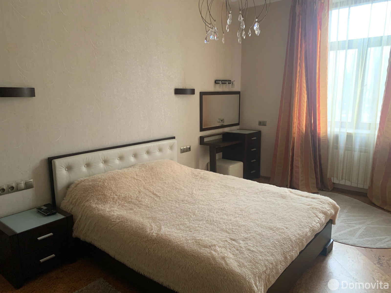 квартира, Минск, ул. Энгельса, д. 12 на ст. метро Купаловская