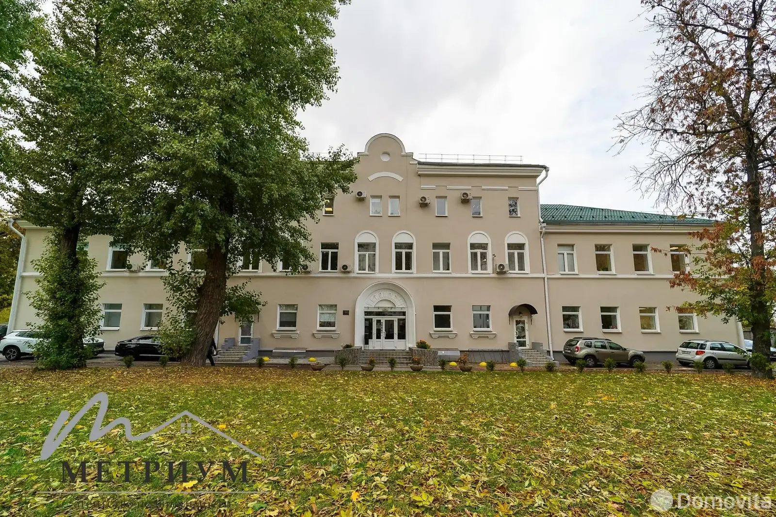 объект сферы услуг, Минск, ул. Максима Танка, д. 20 на ст. метро Фрунзенская