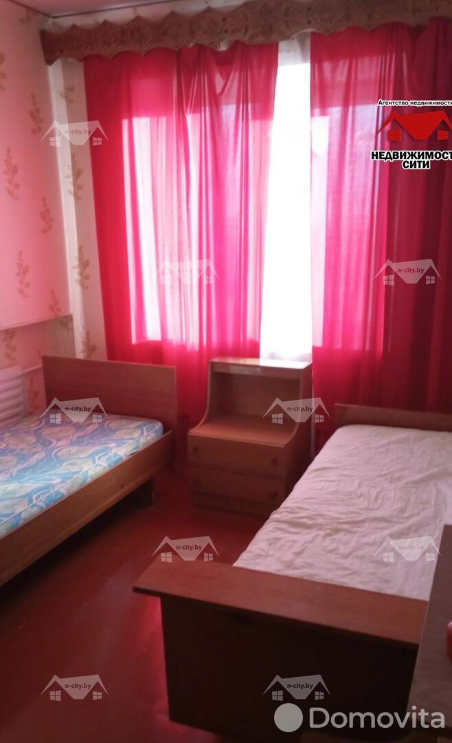 Продажа 3-комнатной квартиры в Петрикове, ул. Луначарского, д. 8, 35500 USD, код: 887767 - фото 1
