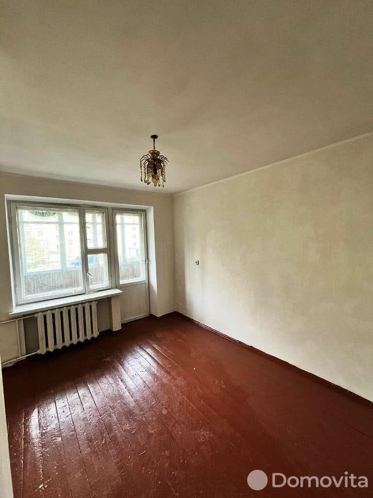 Купить 1-комнатную квартиру в Солигорске, пр-т Мира, д. 15А, 20800 USD, код: 999893 - фото 1