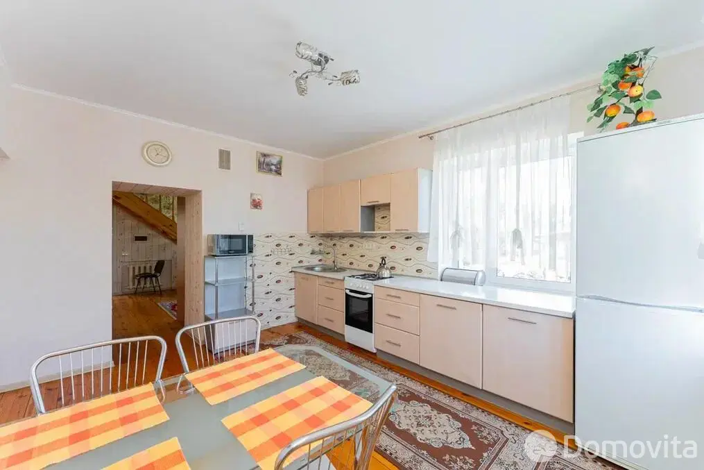 дом, Юхновка, ул. Дачная 