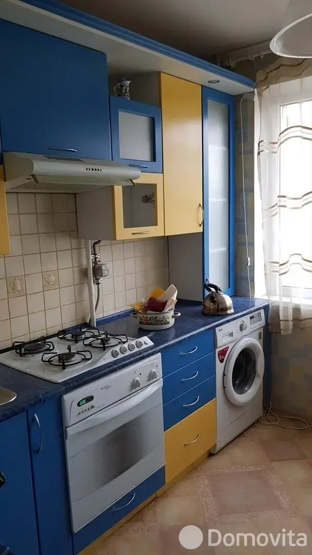 комната, Минск, ул. Сурганова, д. 49, стоимость аренды 550 р./мес.