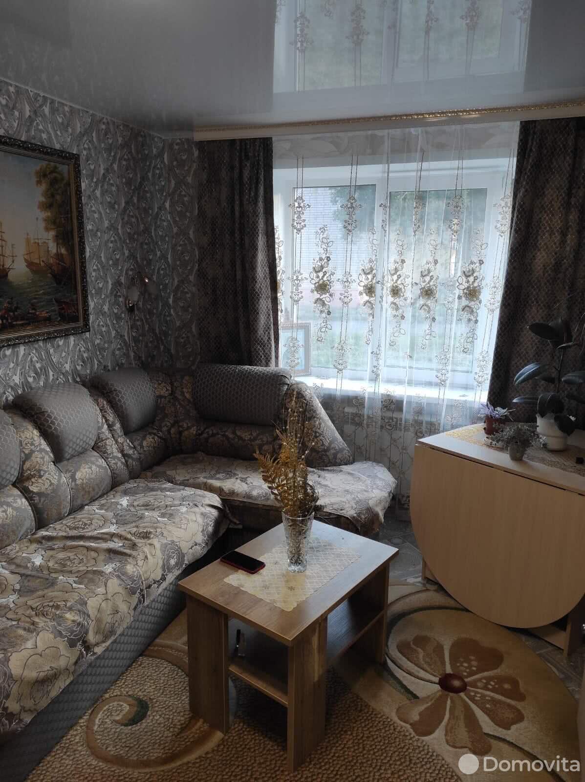 Купить 2-комнатную квартиру в Жодино, ул. Советская, д. 10, 32000 USD, код: 1017232 - фото 1