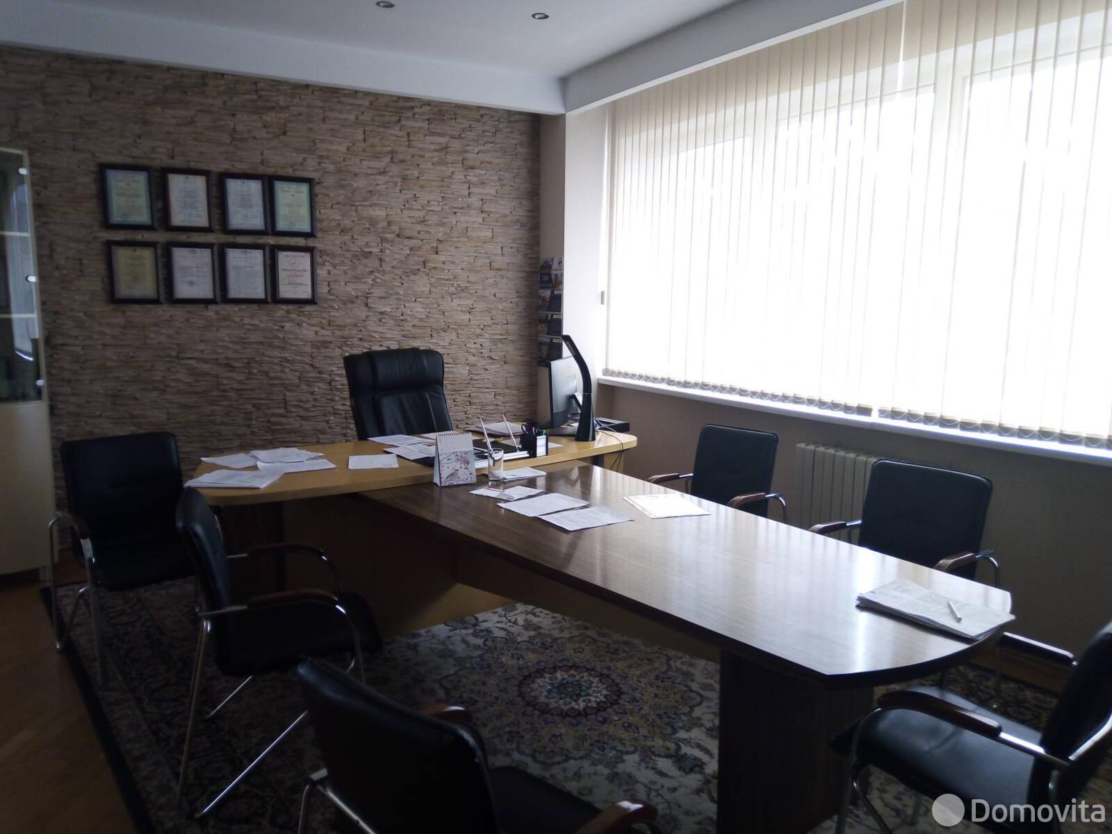 офис, Минск, ул. Шафарнянская, д. 11 на ст. метро Уручье