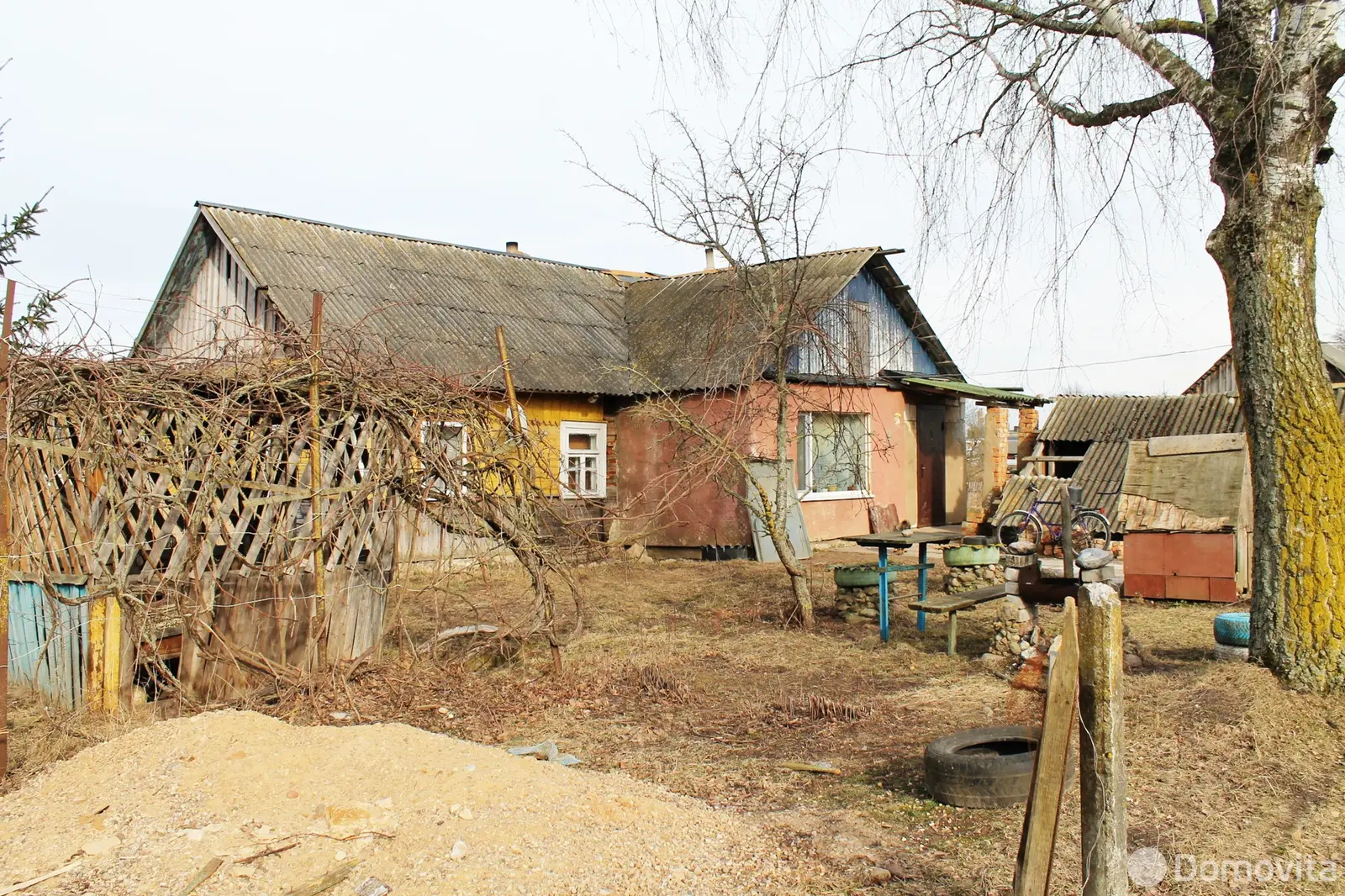 дом, Новая Веска, ул. Гагарина, д. 24