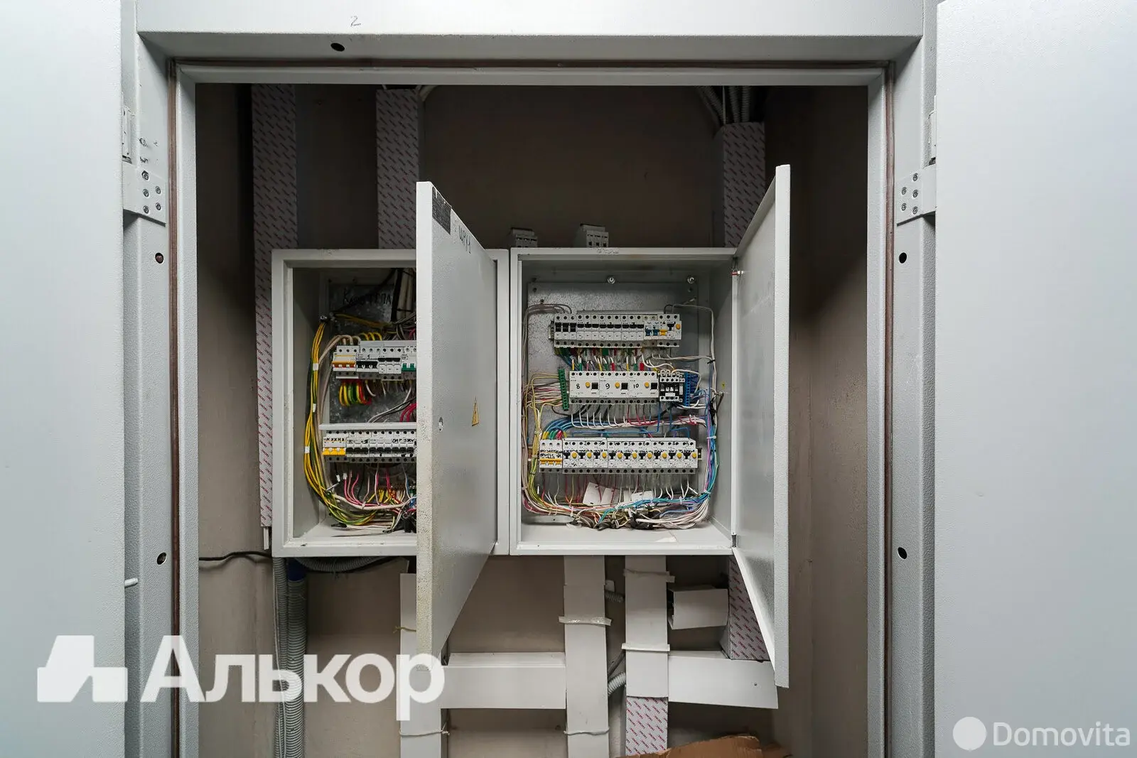 Помещение под сферу услуг в Минске, ул. Сторожовская, д. 6, код 3507 - фото 24