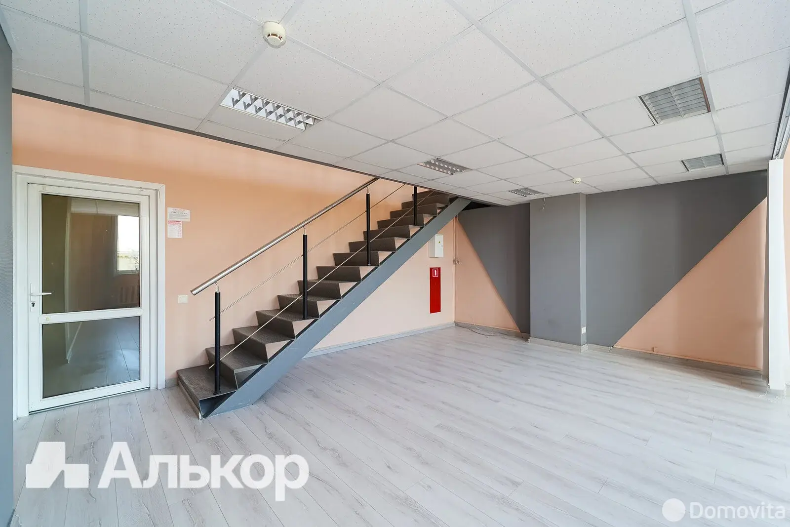 Купить офис на пр-т Независимости, д. 58 в Минске, 120000USD, код 9120 - фото 3