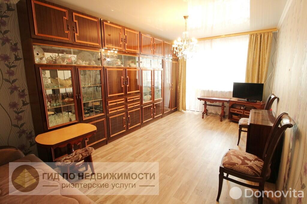 Купить 2-комнатную квартиру в Гомеле, ул. Димитрова, д. 15, 35500 USD, код: 1014997 - фото 1