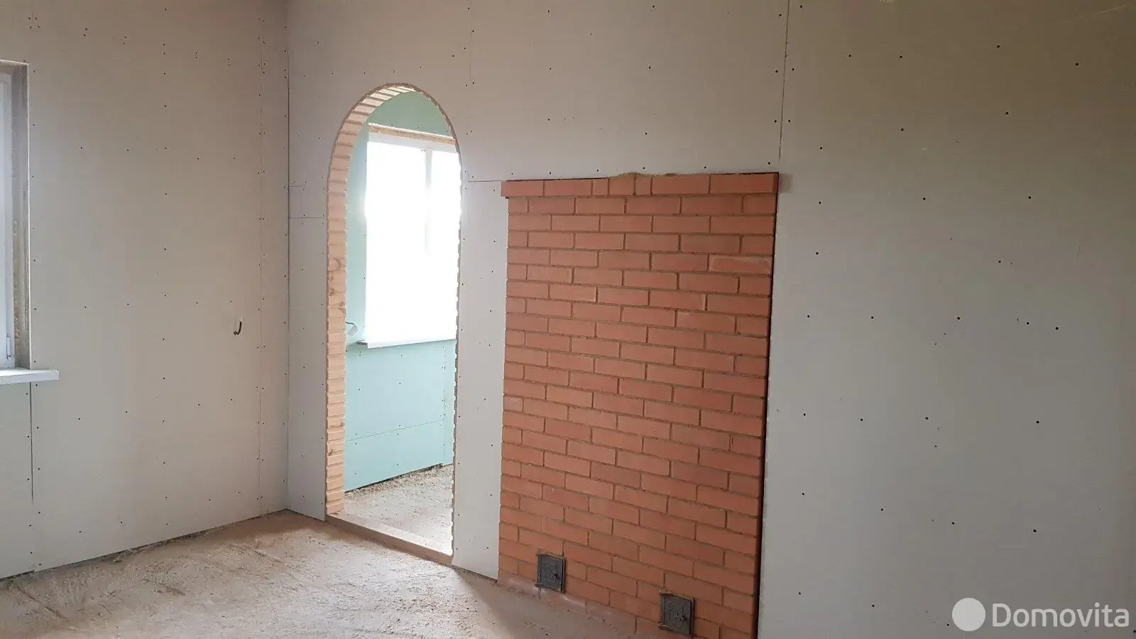 дом, Есьмановцы, ул. Центральная, д. 1/в 