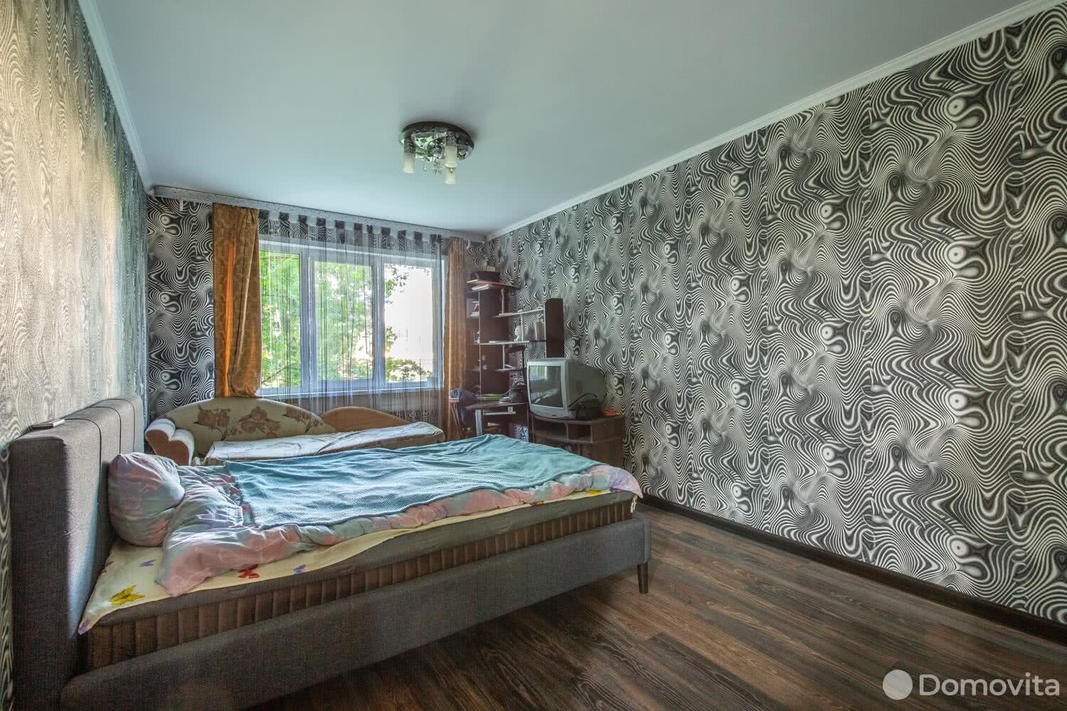 Продажа 2-комнатной квартиры в Минске, ул. Воронянского, д. 62, 68900 USD, код: 1010102 - фото 1