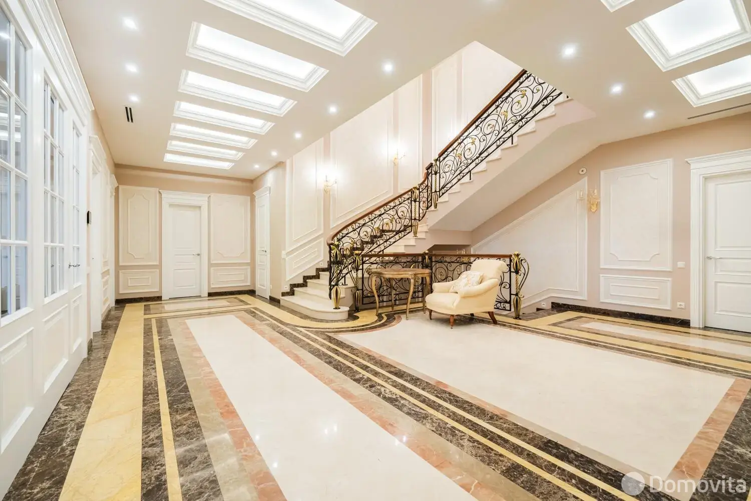 купить коттедж, Сосновая, д. 10