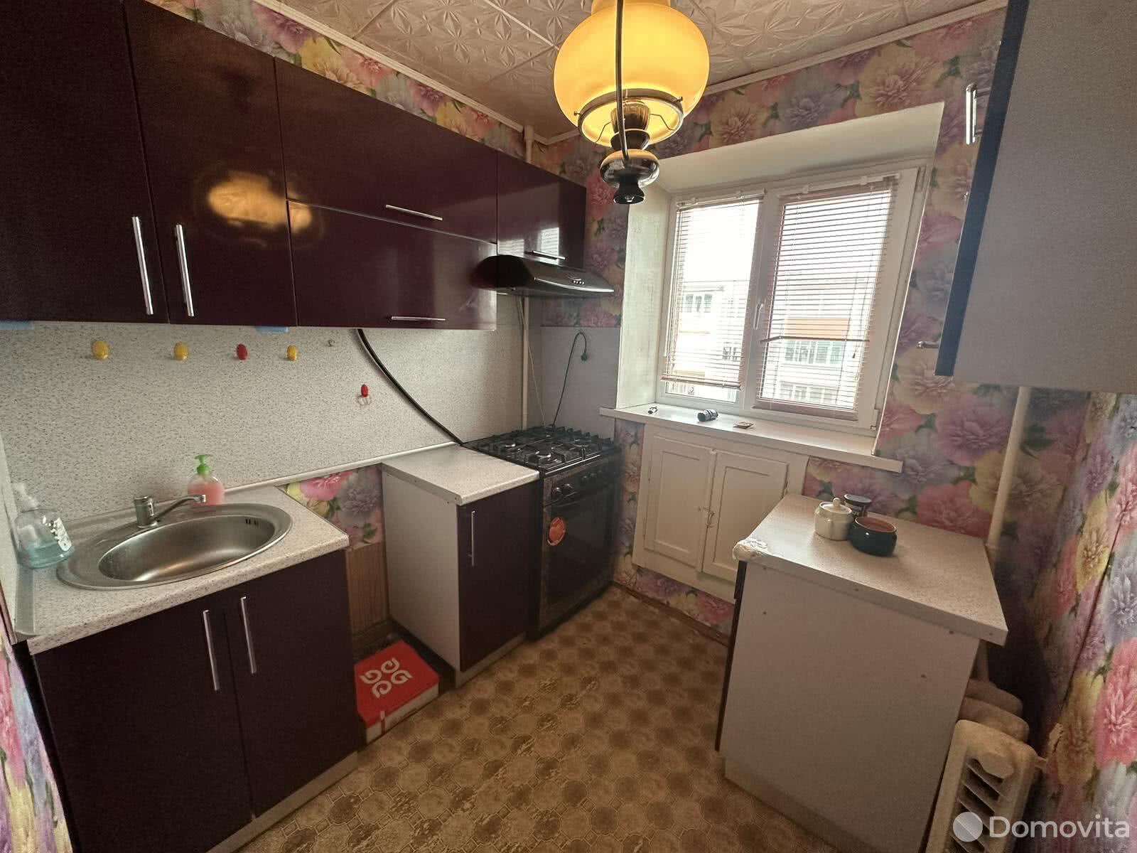 Продажа 3-комнатной квартиры в Сморгони, ул. Советская, д. 16, 26500 USD, код: 998879 - фото 6