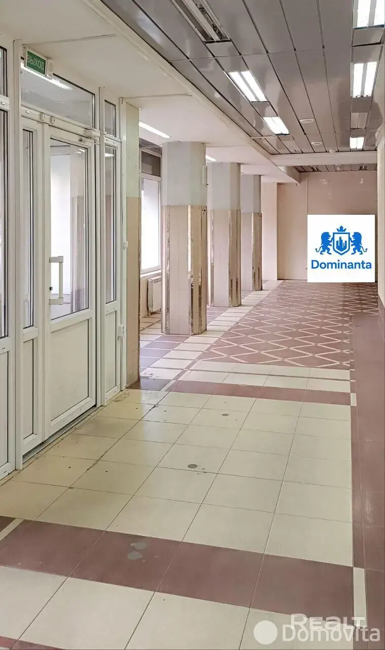 Снять торговую точку на ул. Веры Хоружей, д. 15 в Минске, 2450BYN, код 968586 - фото 1