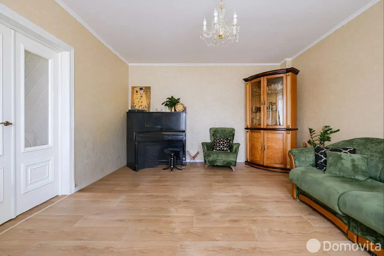 коттедж, Логойск, ул. Партизанская, стоимость продажи 314 528 р.